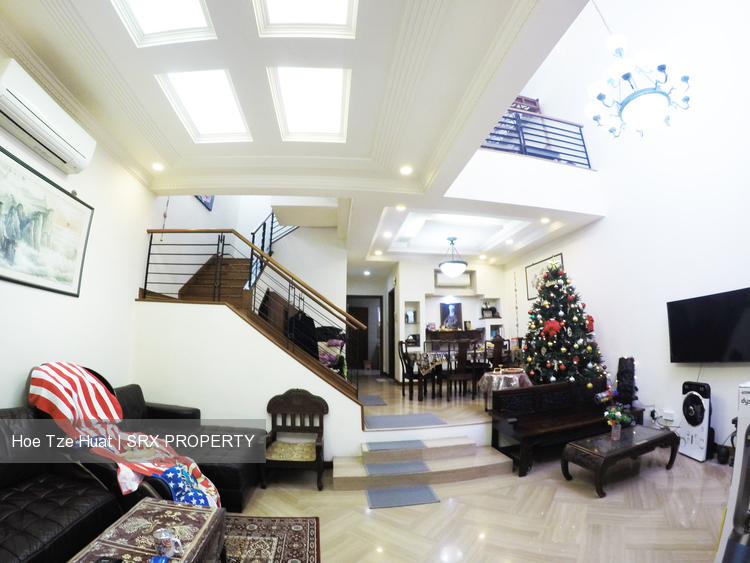 Henley Gardens (D19), Terrace #188064242